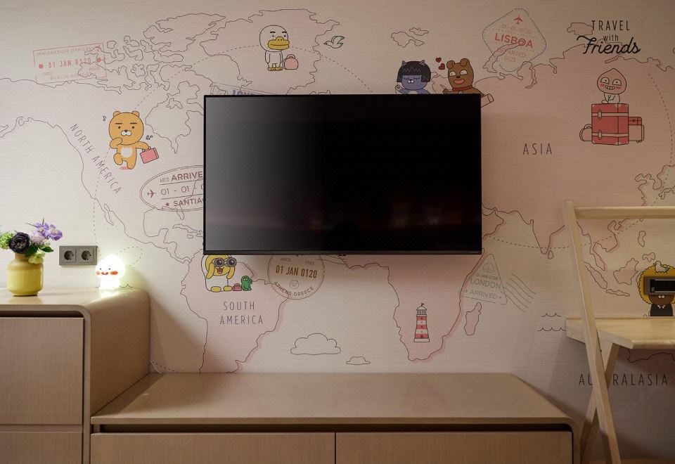 Lotte Hotel World GangnamKakao Friends Family Twin(City View)