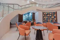 Heyi Zhishang Hotel (Fuxin High-speed Railway Station Wanda Plaza)