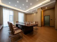 Biway Mansion Hotel (Puyang Jingkai Avenue Stadium Branch)