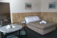 Hobart Tower Motel