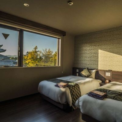 Deluxe Twin Room with Hongwanji View A with Extrabed