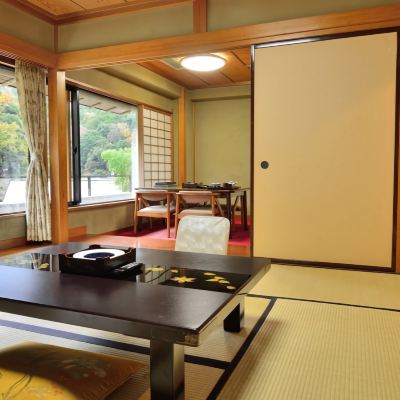 【池の棟】山側・一般客室（和室10畳＋洋間） 箱根湯本温泉 吉池旅館 クーポン