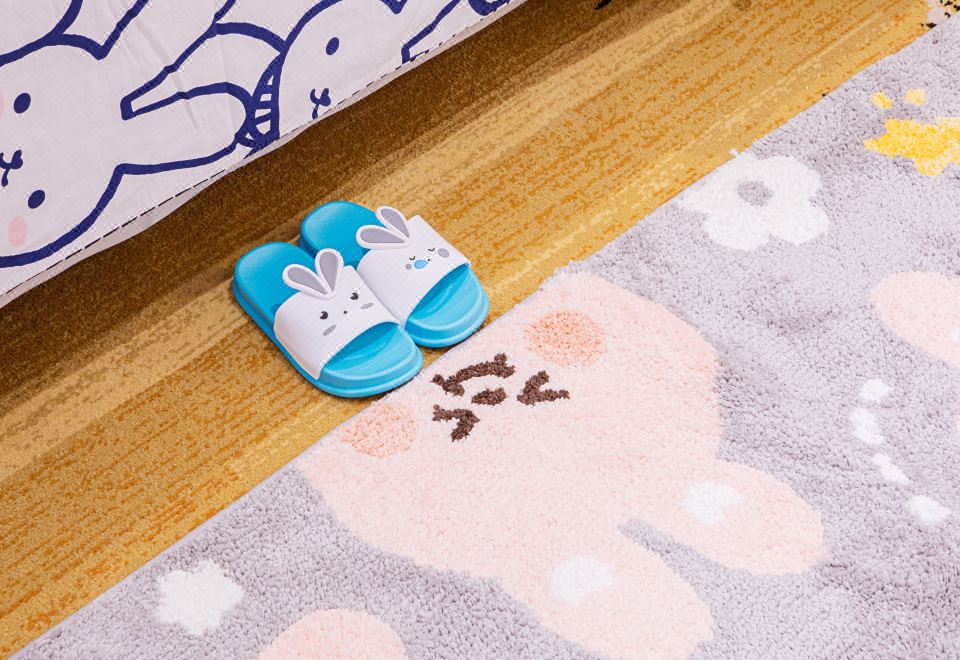 可爱小兔亲子主题房