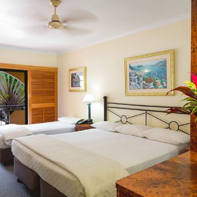 Poolview Triple Room