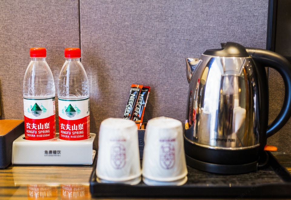 BORRMAN HotelCozy Queen Room