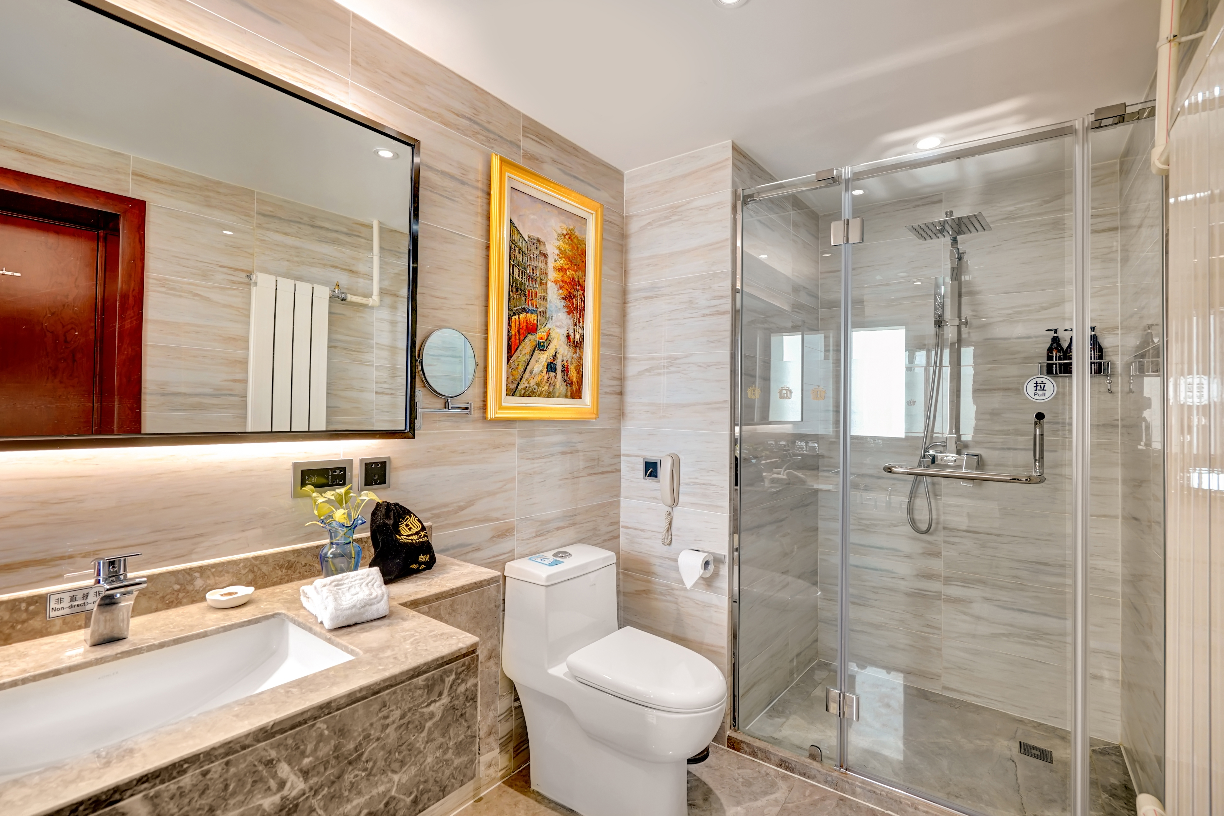 巴黎商務套房·靜謐會客廳·潤境加濕器