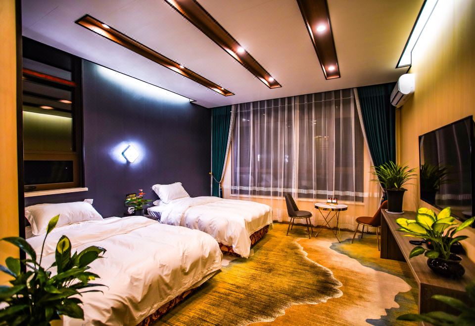 Heqing Huaxi Yazhu HomestayIdyllic view double room