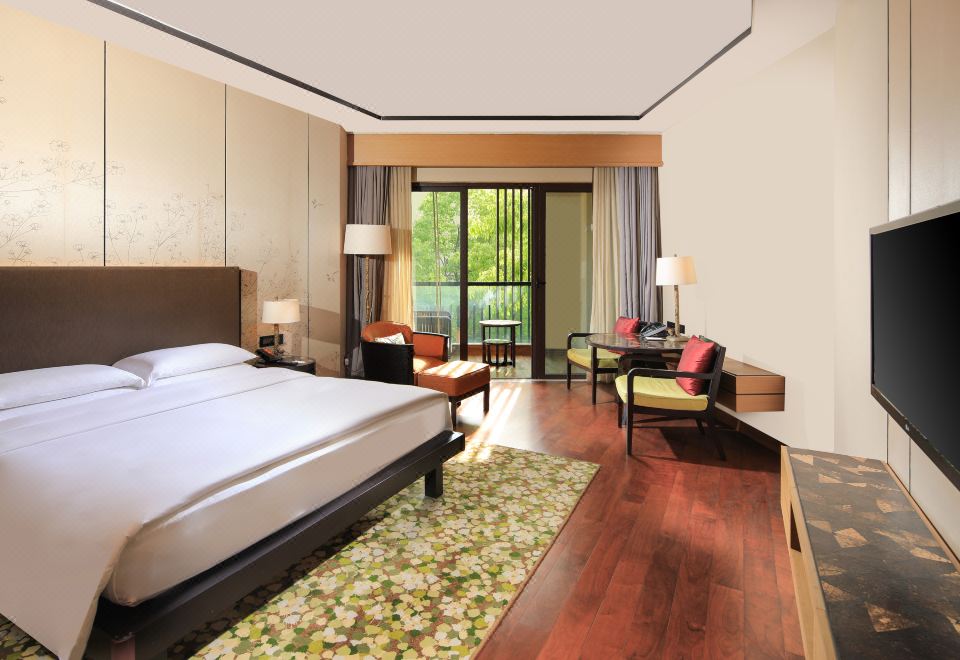 凱悅園景大床房