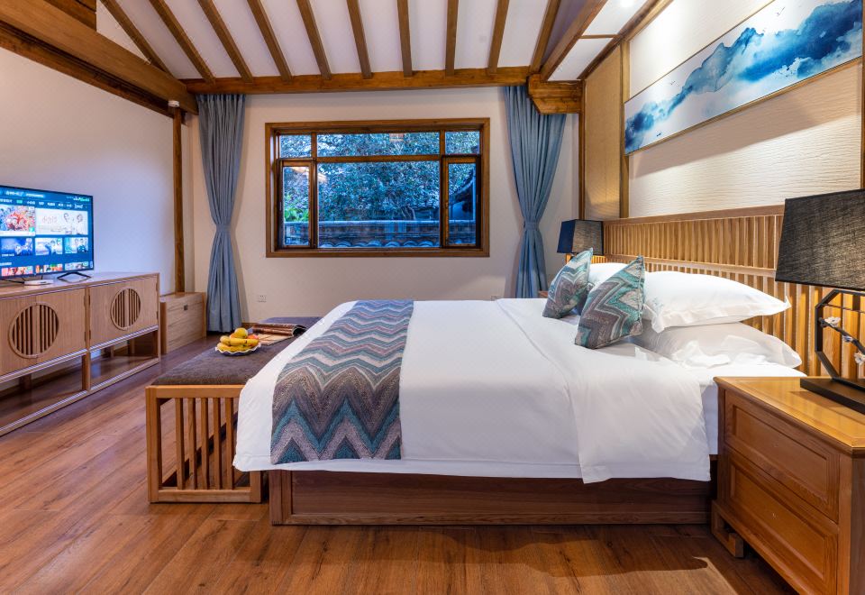 Family Room - 2-Bedroom, with View