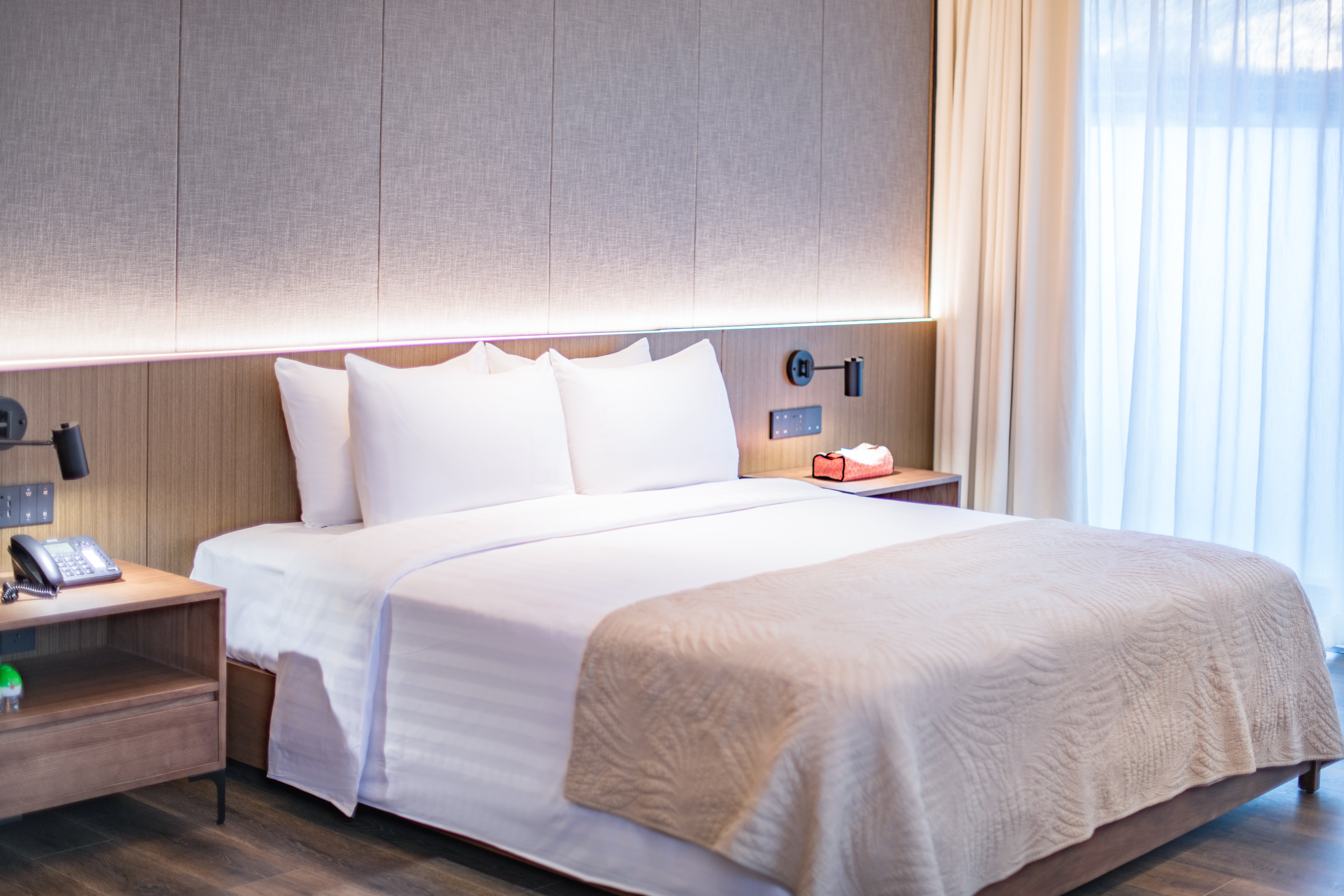 湖畔泡池大床房（户外泡池）