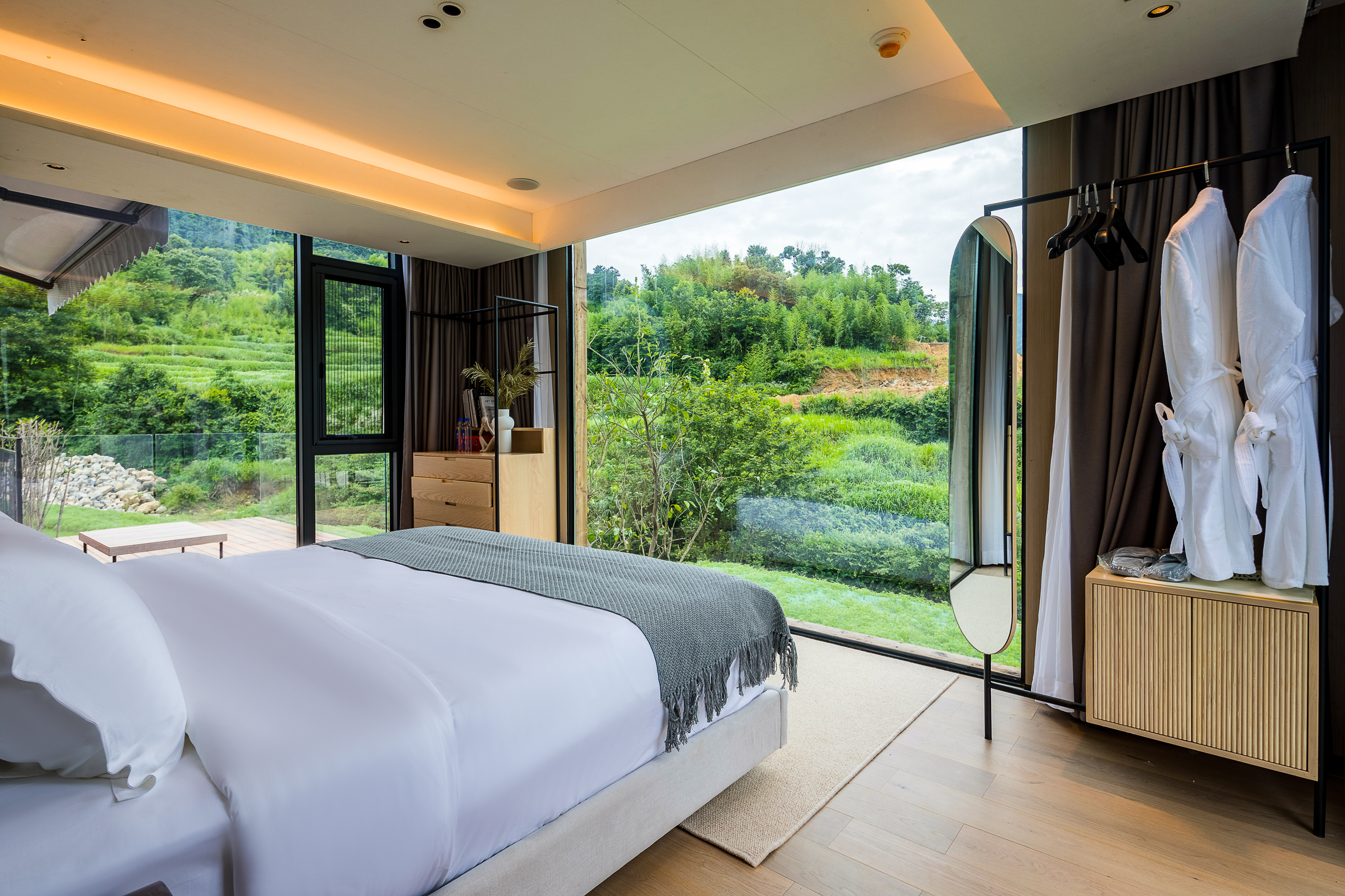 临水观景亲子套房