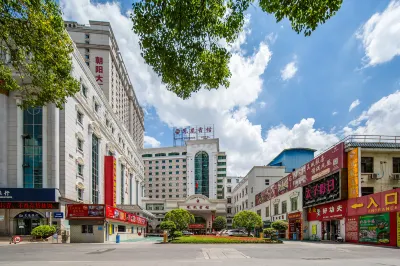 Phoenix Hotel(Railway Station Subway Station) Hotel di 
