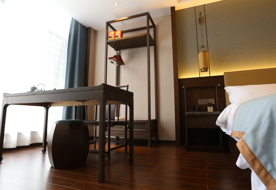 Till Bright HotelGuestroom (Double bed)1