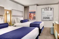 ذا سترات هوتل، كازينو آند تاور