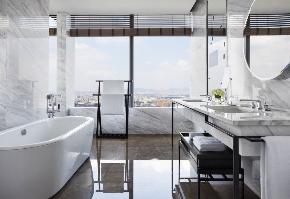 Park Hyatt HangzhouPark Hyatt Suite