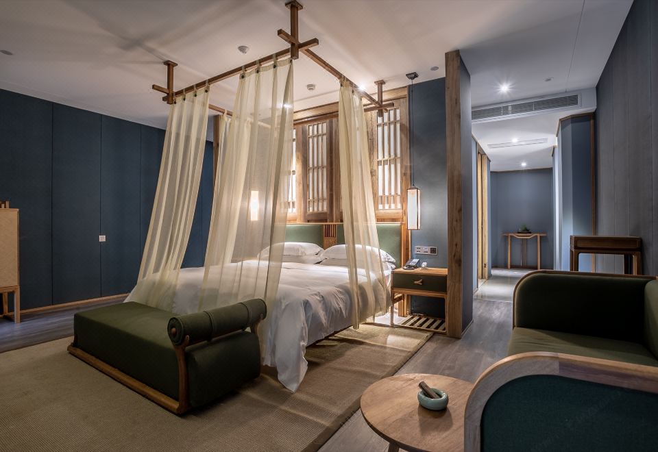 行政大床房（宝格丽洗护+独立浴缸）