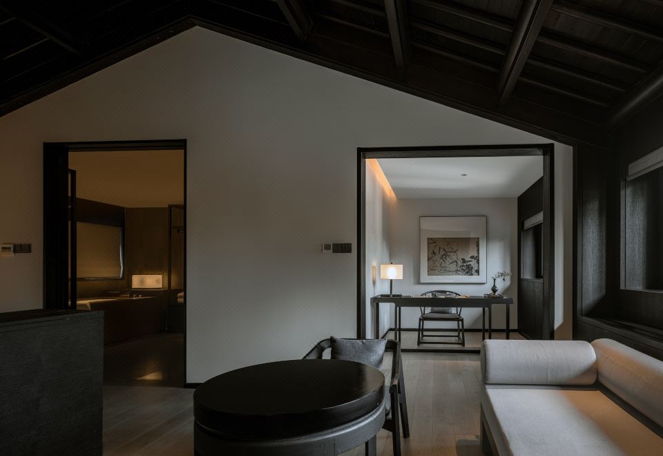 豪华复式庭院家庭套房B