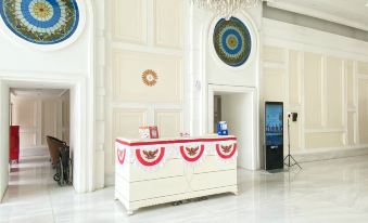 Cozy & Elegant The Mansion Jasmine Tower Capilano - Housity