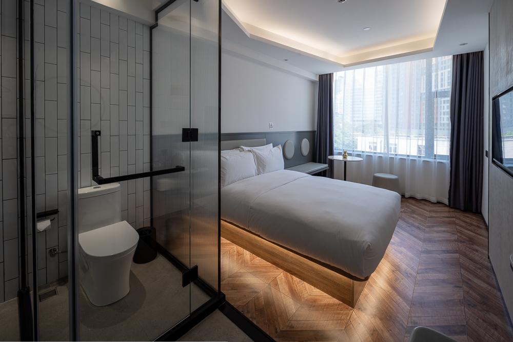 暢享大床房-金可兒床墊+以色列AHAVA精粹洗護