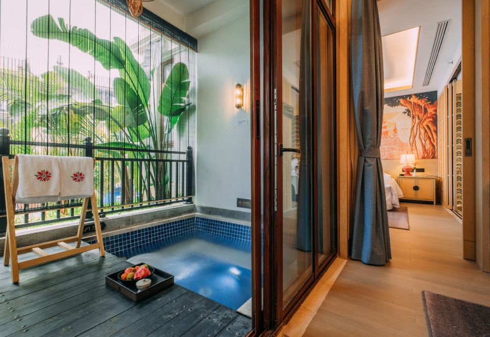 Angsana XishuangbannaHot Spring Pool Suite King