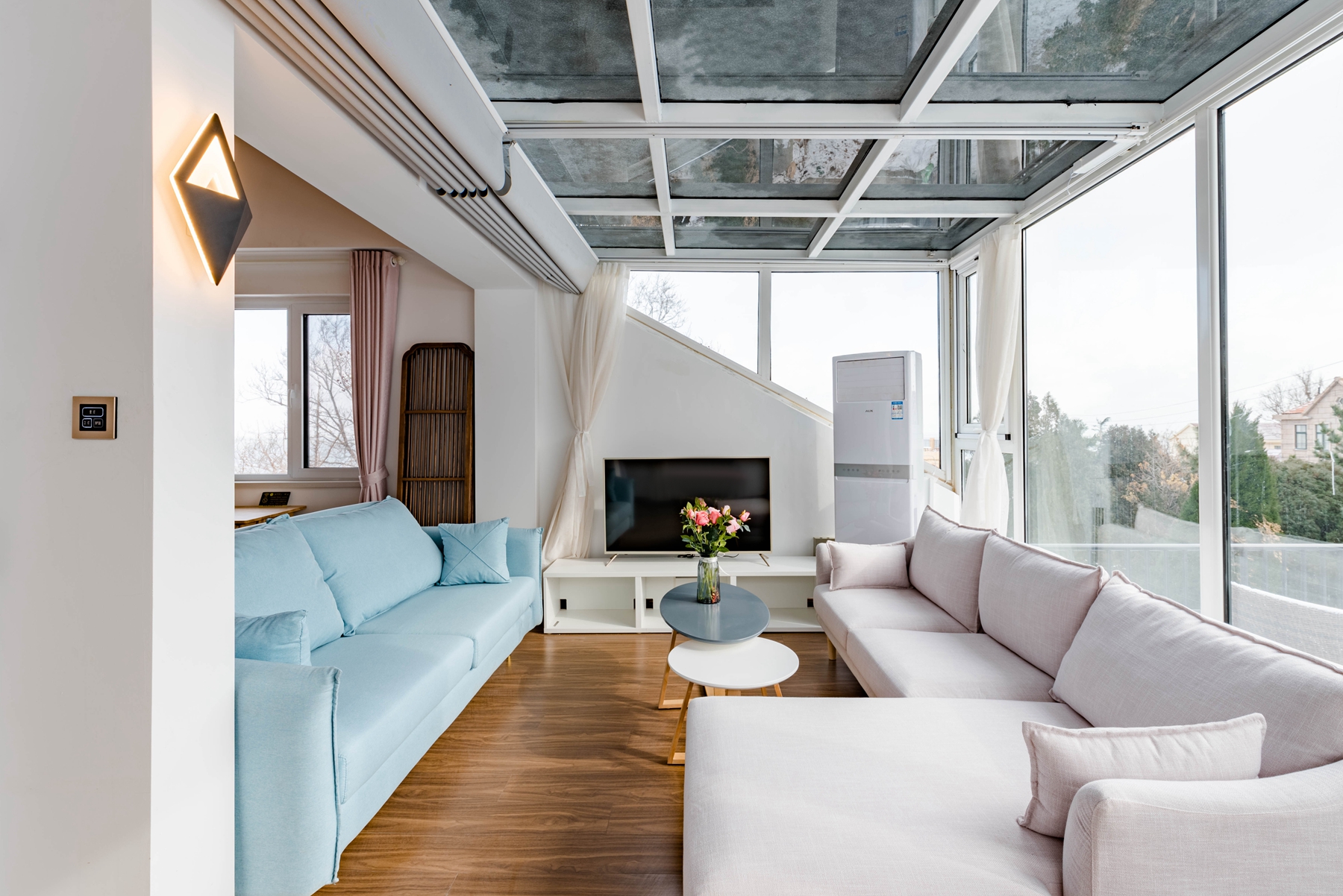 观山望海全景大床房（私享露台+轻纱帷幔+超大沙发）