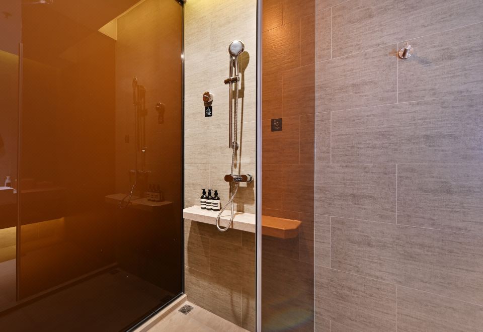 行政大床房（超大空間+手機智能投屏）