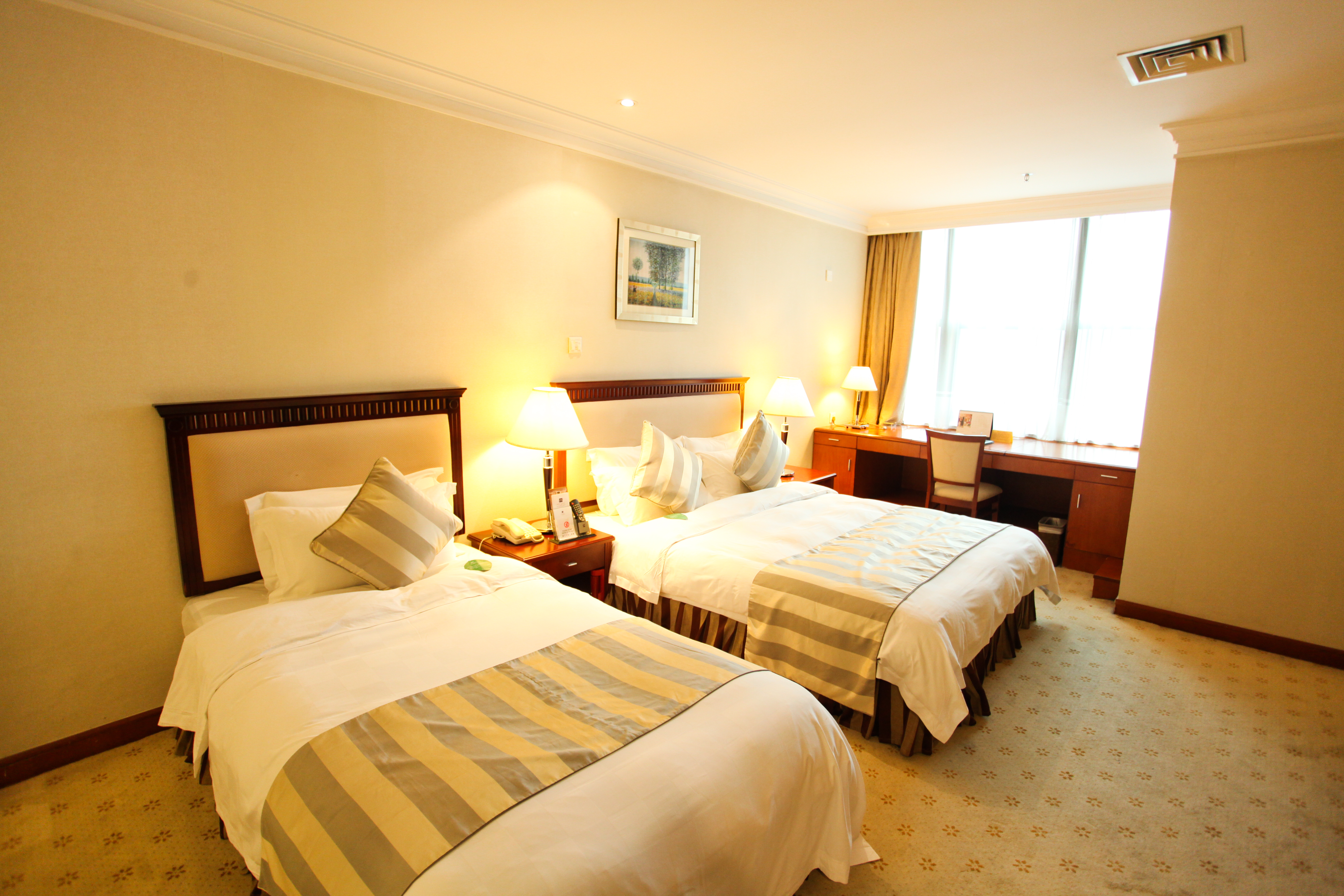 商務雙床套房（一房一廳）