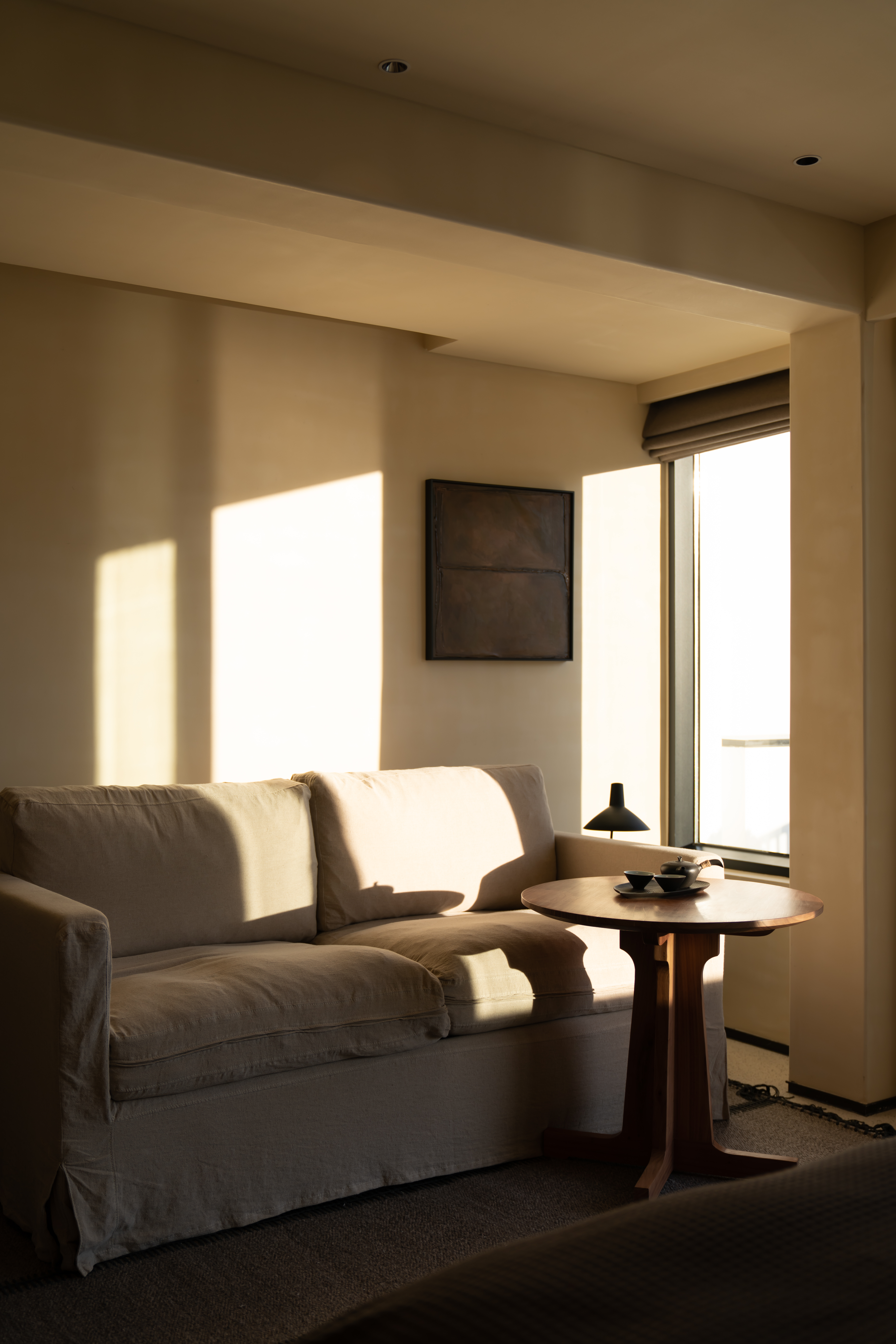 莫白·阳台观景大床房『高清投影+沙发休闲区+Nespresso胶囊Coffee机+全身镜』