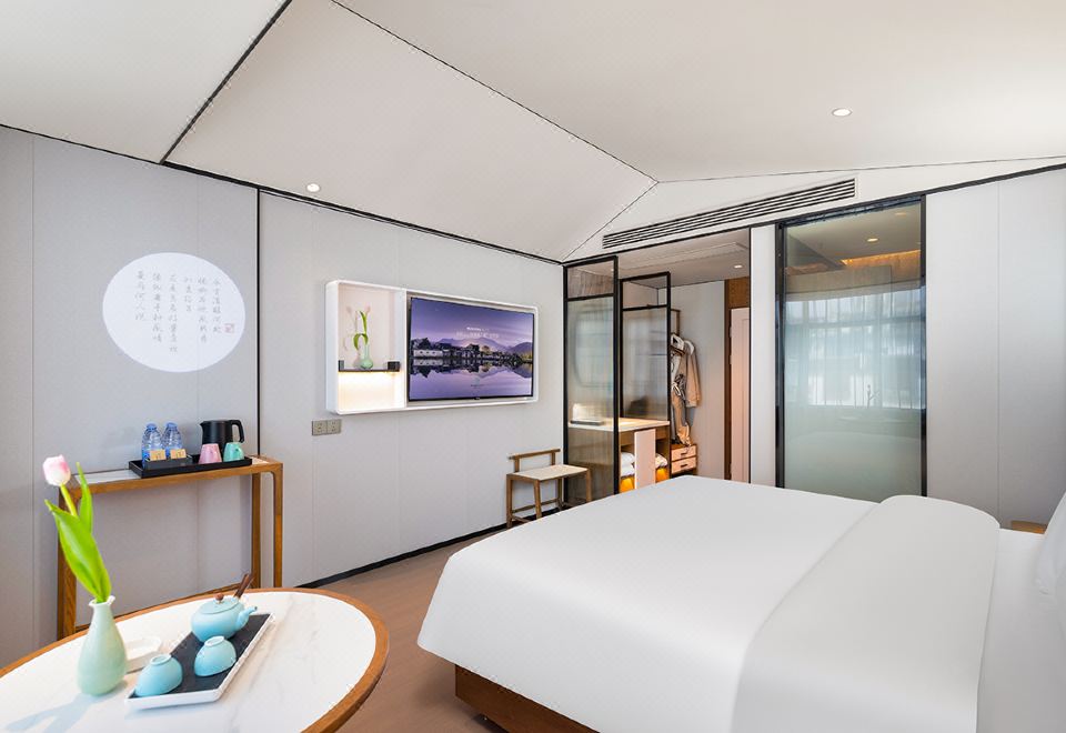 Fengyun Smart Double Bed Room (Air Purifier + Landscape Tea Set)