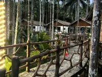 Baoting Qixian Lijiale Homestay فنادق في باوتينغ