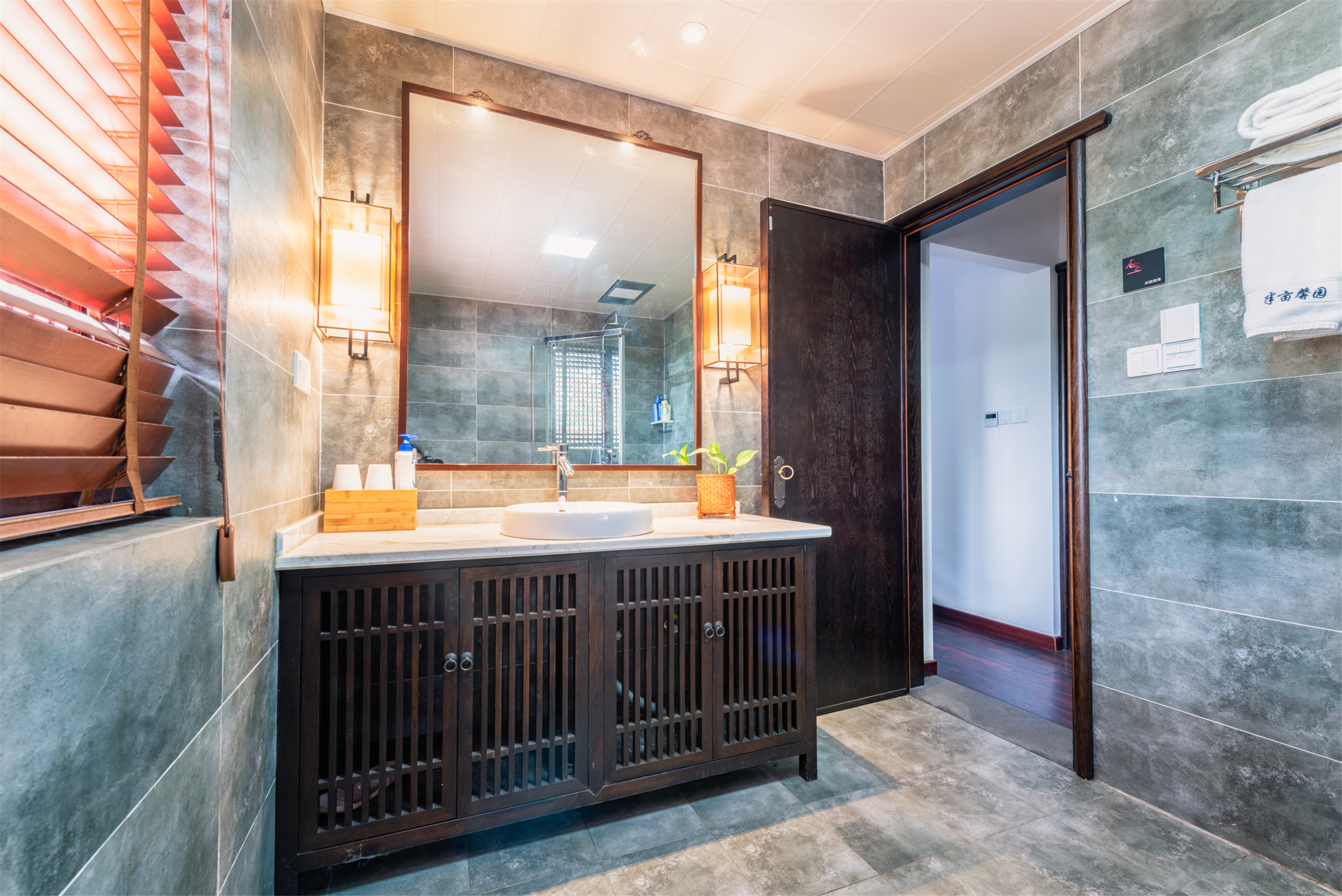 C院（馨园）兰亭望月·观景套房