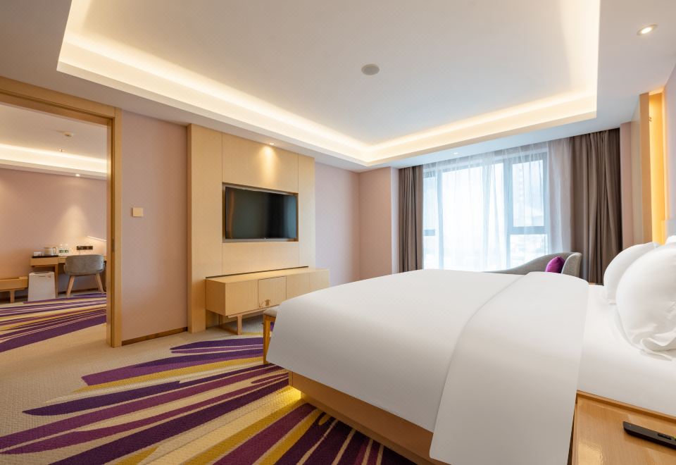 Business Smart Suite (Living Room, Fridge)