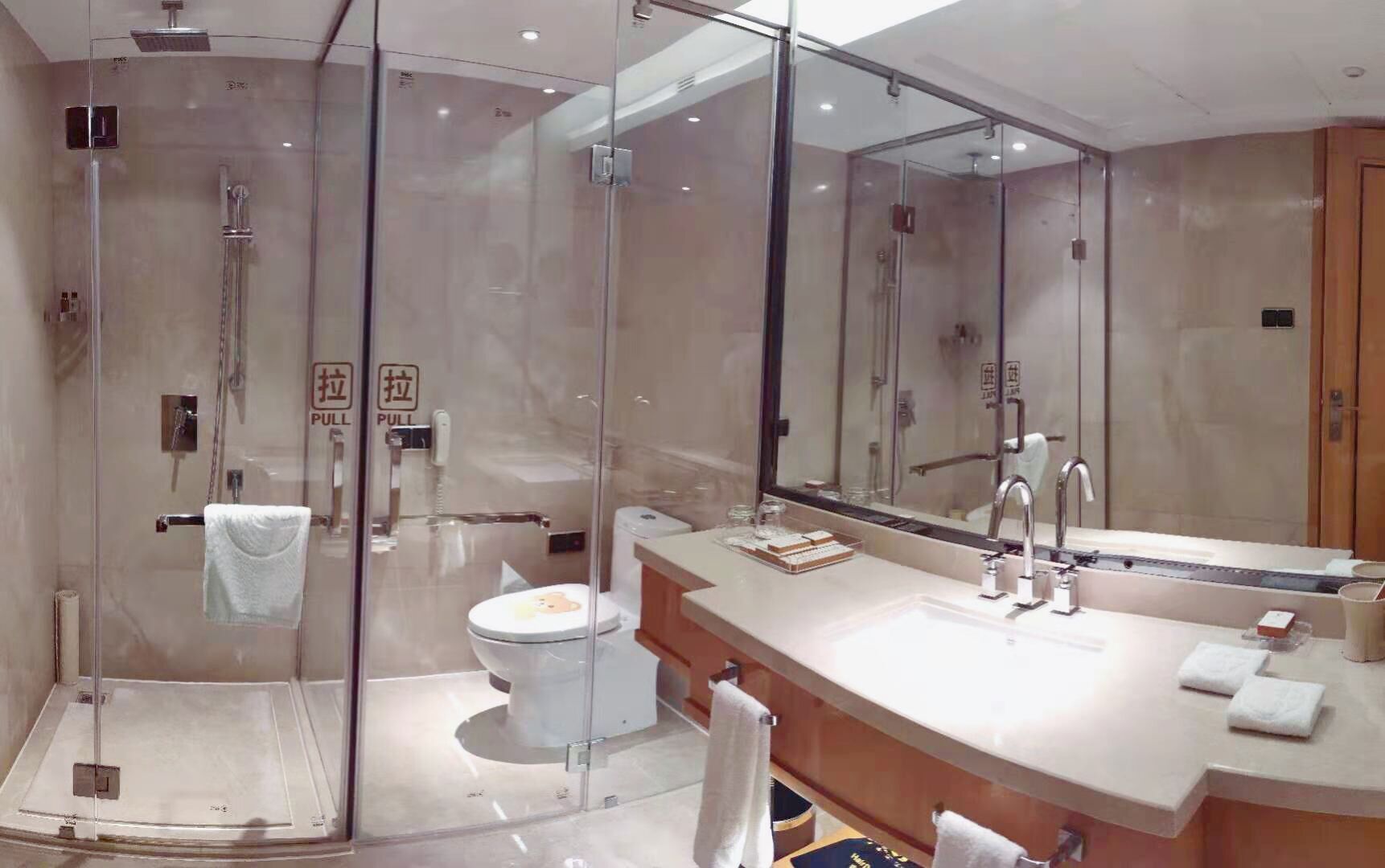 精選大床房B（舒適浴缸+乾濕分離+小冰箱）