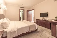 Zichen Hotel