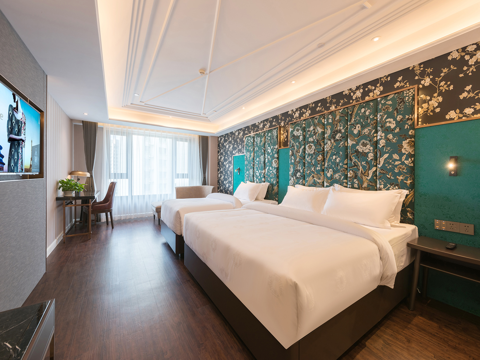 温馨家庭房（清凉小冰箱+空气净化器+零压舒眠床垫）