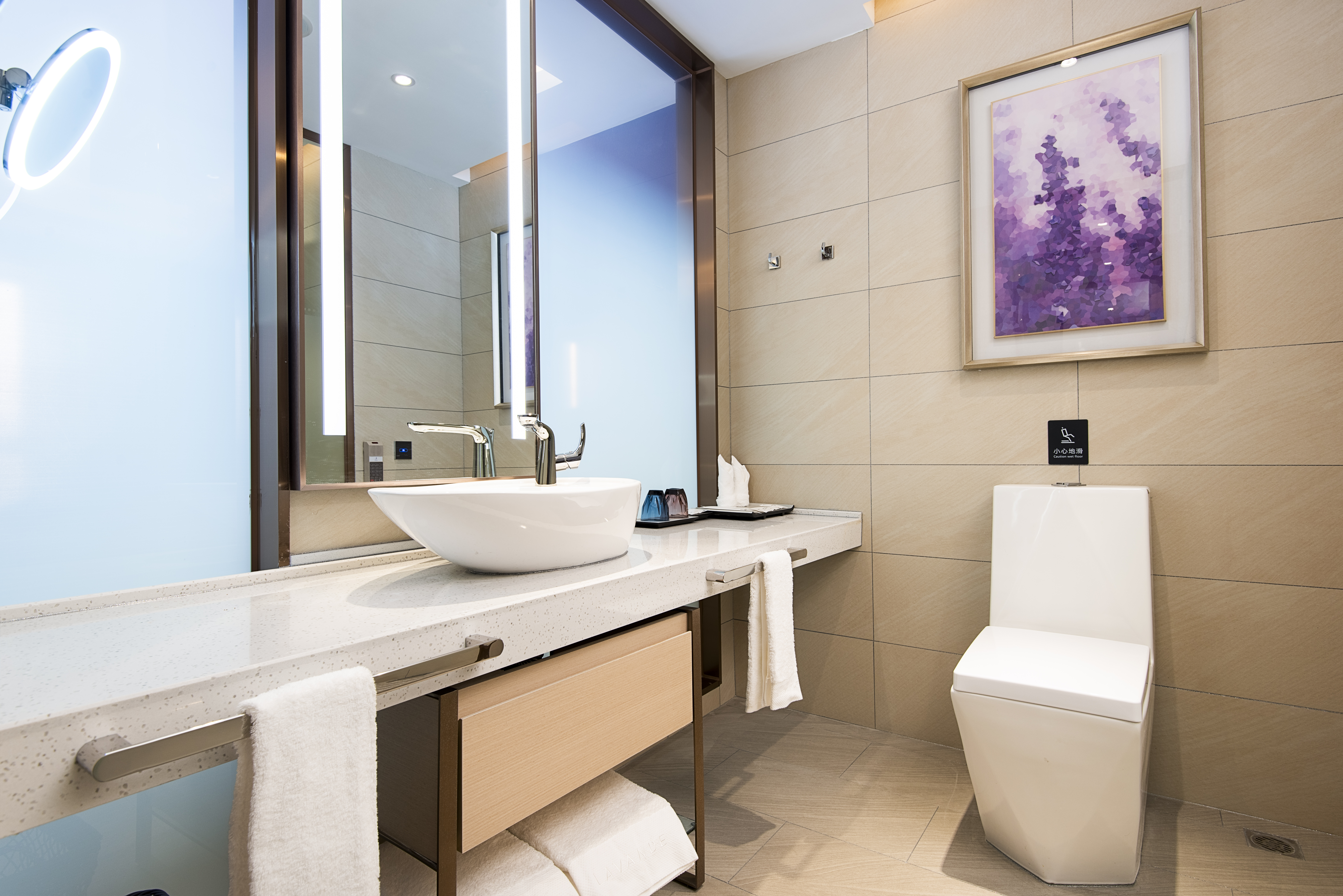 复式LOFT双床房?超大飘窗 ▏慕斯床垫 ▏品牌洗浴用品