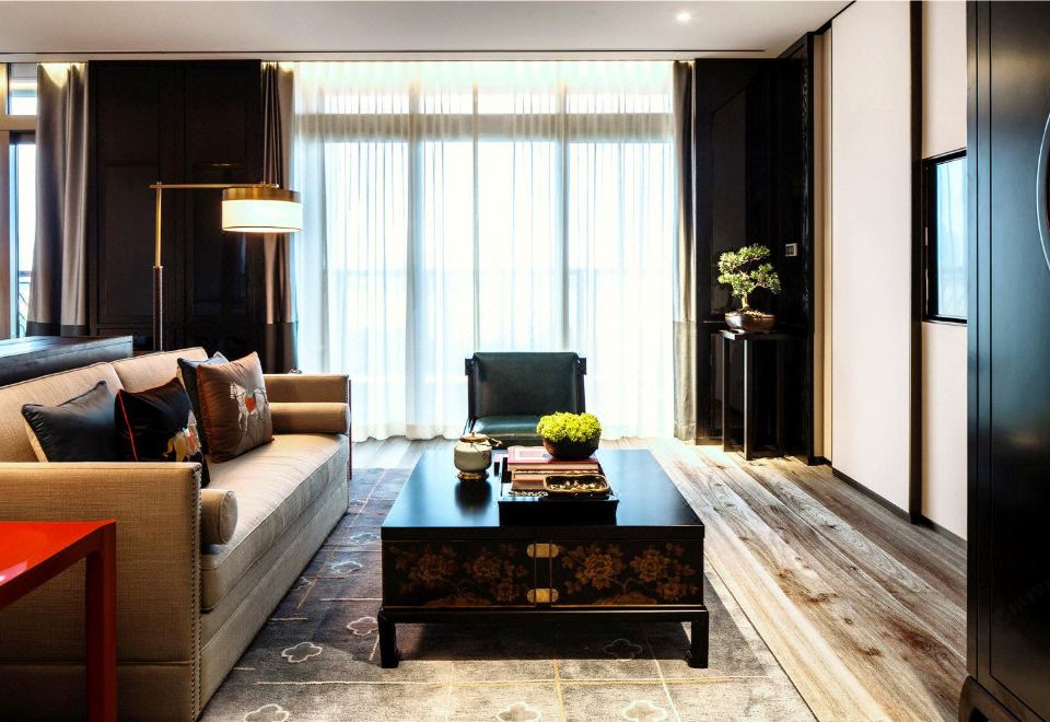 开放式江景大床套房