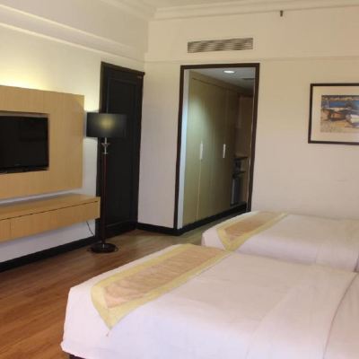 Bilik Deluxe Premier Twin Kupon Primula Beach Hotel