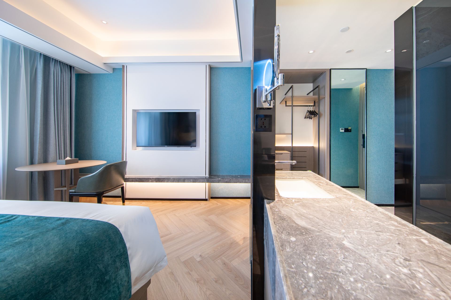 Superior Queen Room
