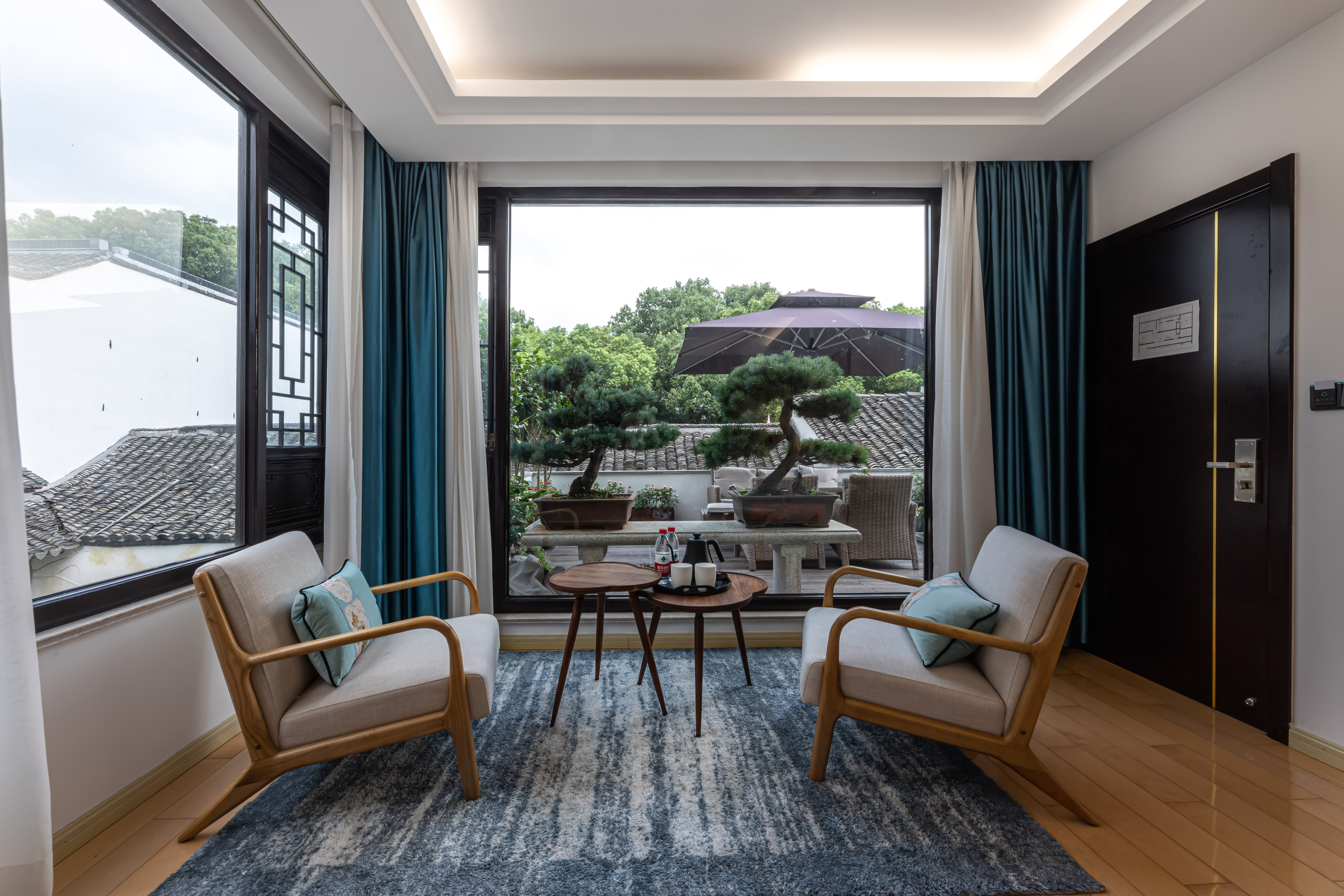 悠悦豪华全景露台双床家庭房