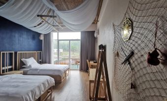 Fengxiang Yunbao Wenfeng Village Guesthouse