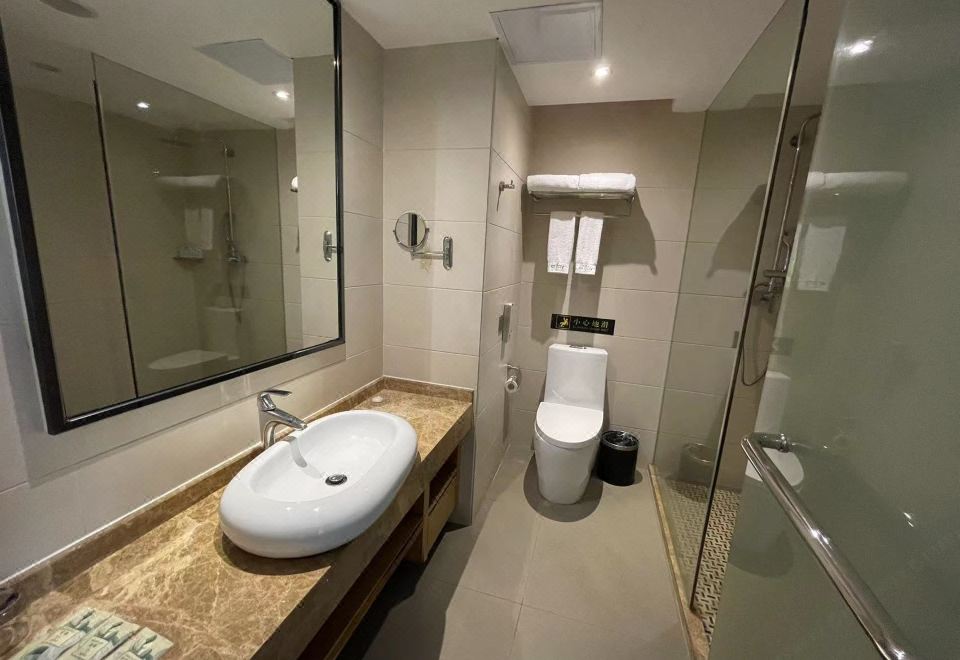 悦品双床房（轻柔灯光+裸睡床品+手机投屏）