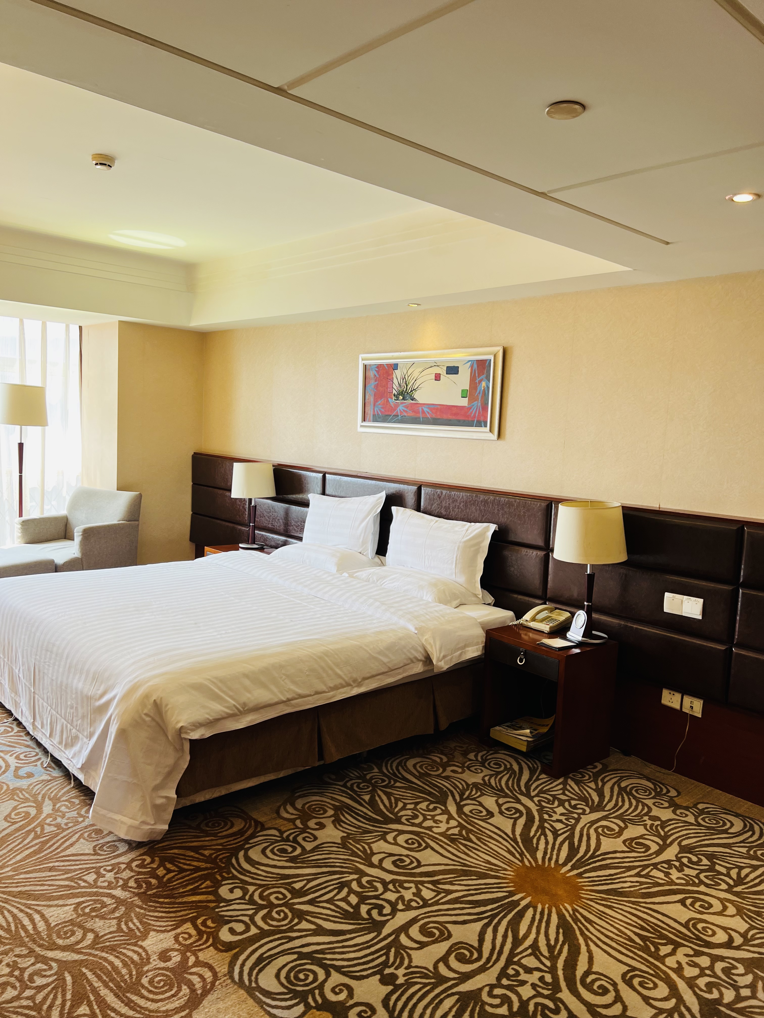 豪华商务大床间