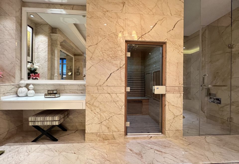 World Trade Winning HotelPresidential Suite