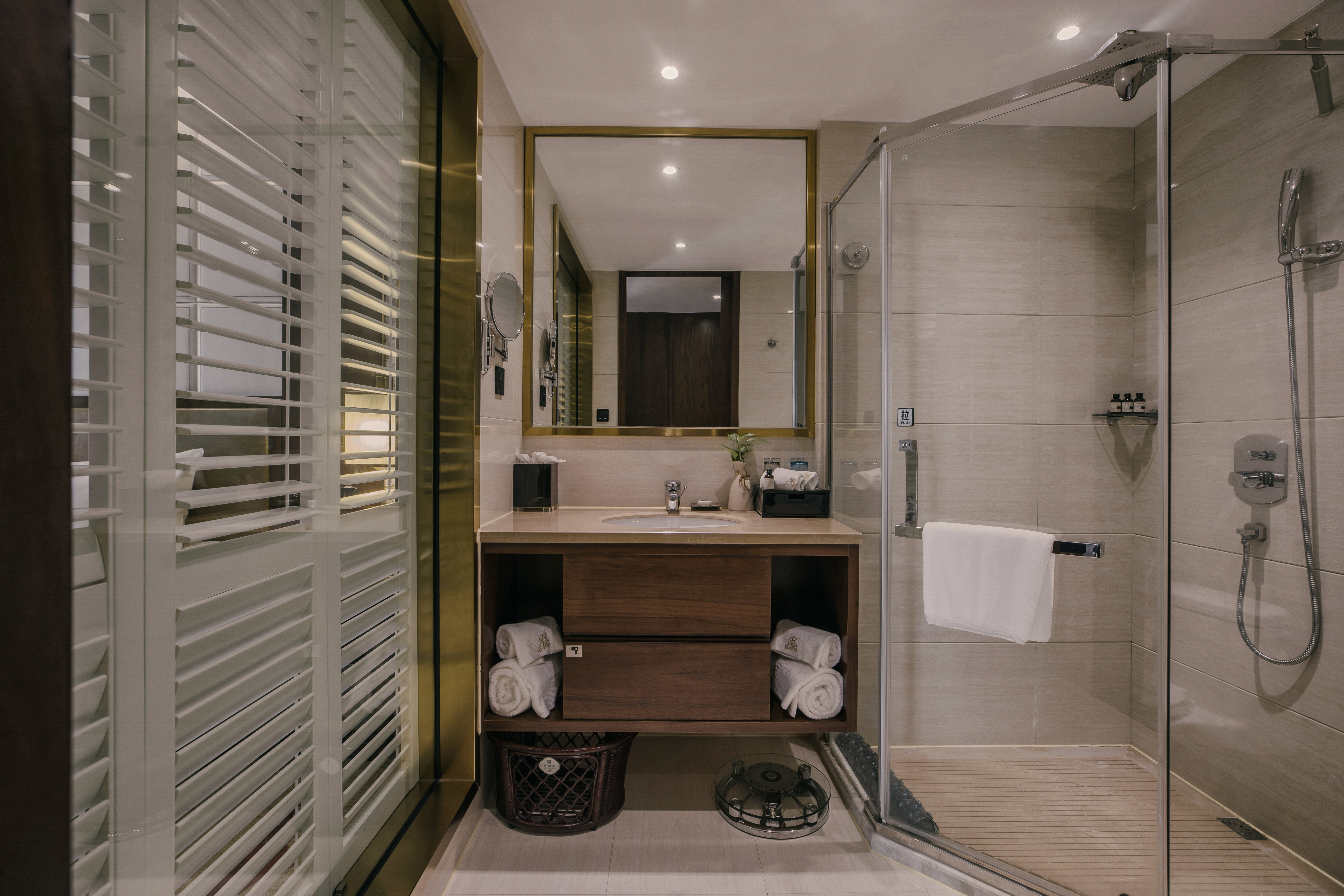 Excemon Ruian Sunshine Hotel行政大床房（轻奢舒适+高层景观+静谧好眠）