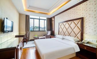 Qiandao Lake Huanhu Business Hotel
