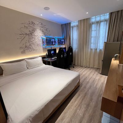 電競影院大床房[RTX3060Ti+32G內存+2K-144HZ顯示器] 心遠電競飯店（廈門中山路步行街輪渡碼頭店）優惠