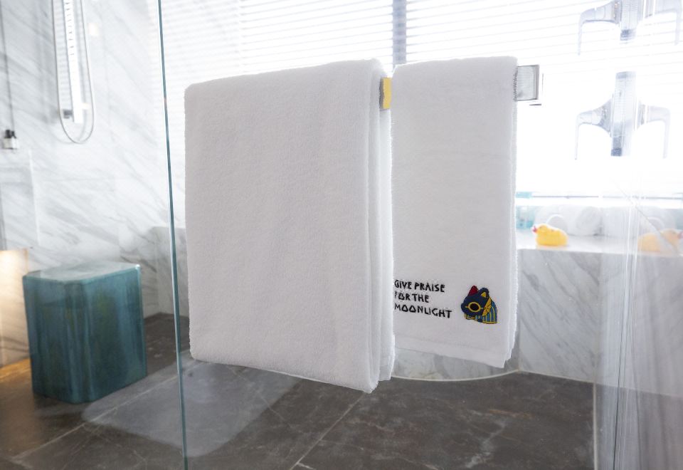 Park Hyatt HangzhouEgyptian Theme Family Deluxe Room