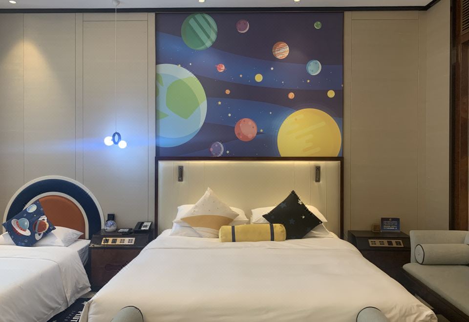 遨游太空主题房