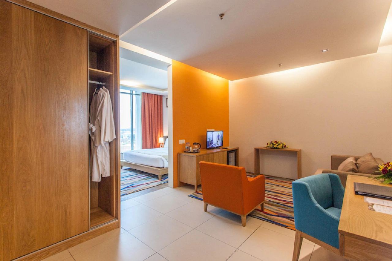 一室房特大床房